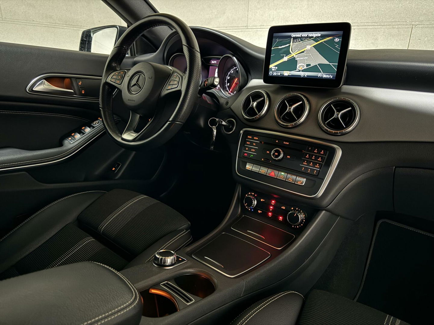 Mercedes-Benz CLA 200 Prestige Night Navi Cruise Leer NAP