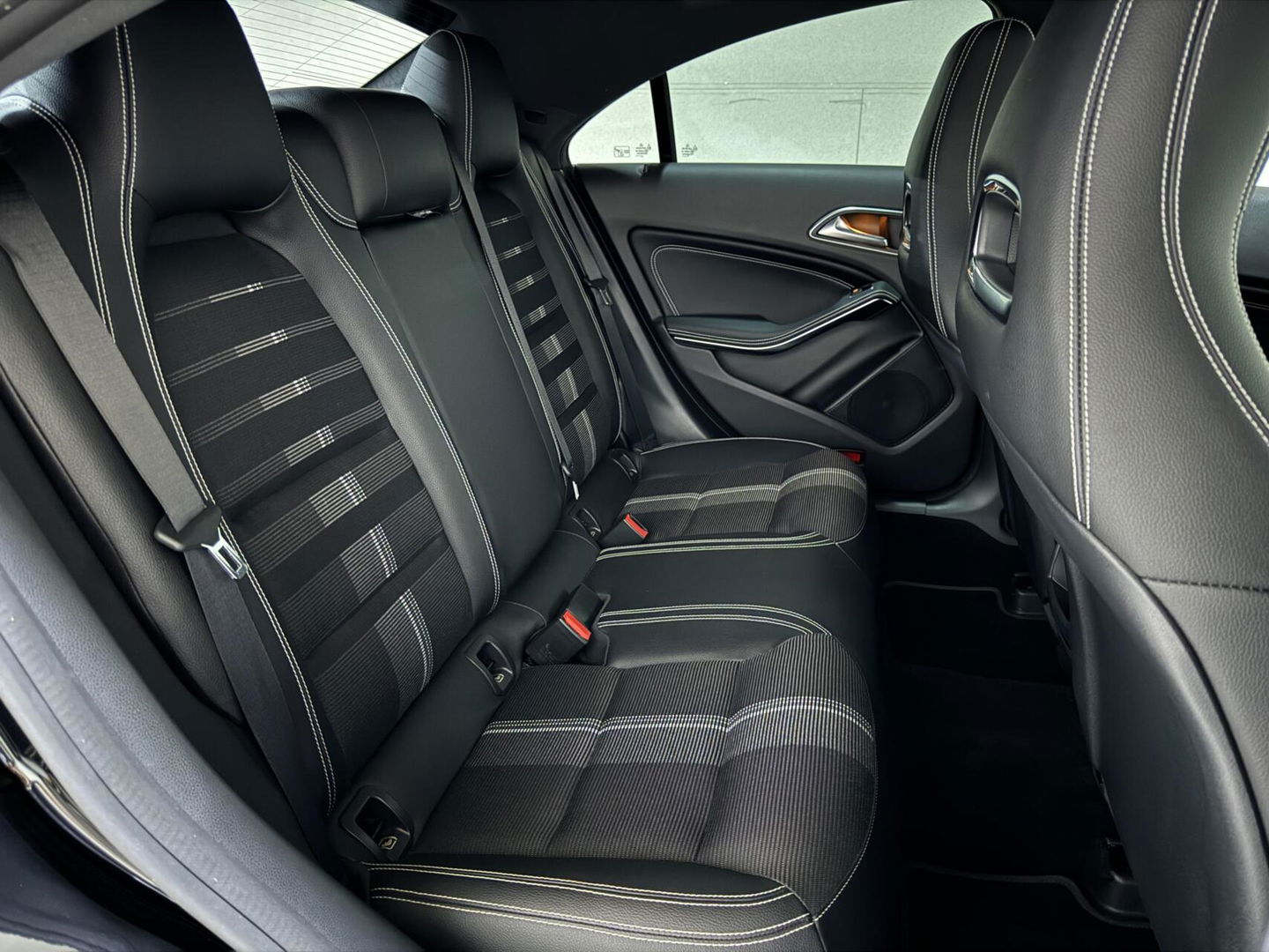 Mercedes-Benz CLA 200 Prestige Night Navi Cruise Leer NAP