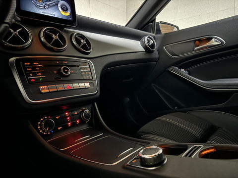 Mercedes-Benz CLA 200 Prestige Night Navi Cruise Leer NAP