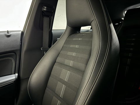 Mercedes-Benz CLA 200 Prestige Night Navi Cruise Leer NAP