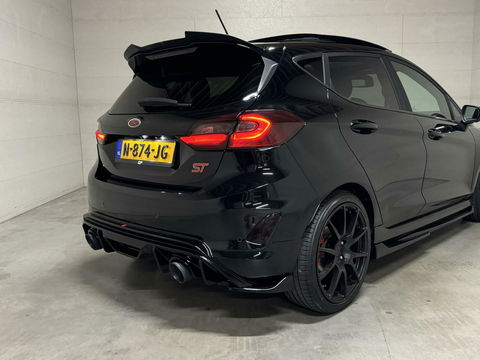 Ford Fiesta 1.5 EcoBoost ST-3 Performance Milltek Revo Maxton Pano B&O Recaro