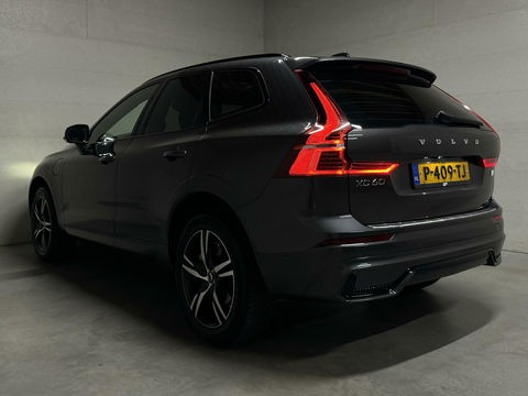 Volvo XC60 2.0 T6 Recharge AWD R-Design Pano Luchtvering H/K 360° Trekh. NAP