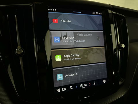 Volvo XC60 2.0 T6 Recharge AWD R-Design Pano Luchtvering H/K 360° Trekh. NAP