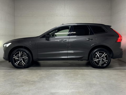 Volvo XC60 2.0 T6 Recharge AWD R-Design Pano Luchtvering H/K 360° Trekh. NAP