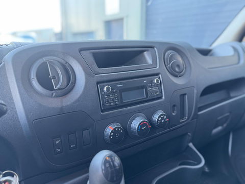Renault Master T35 2.3 dCi L2H2 LAADKLEP / AIRCO / CRUISE CONTROLE / N.A.P / EURO 6