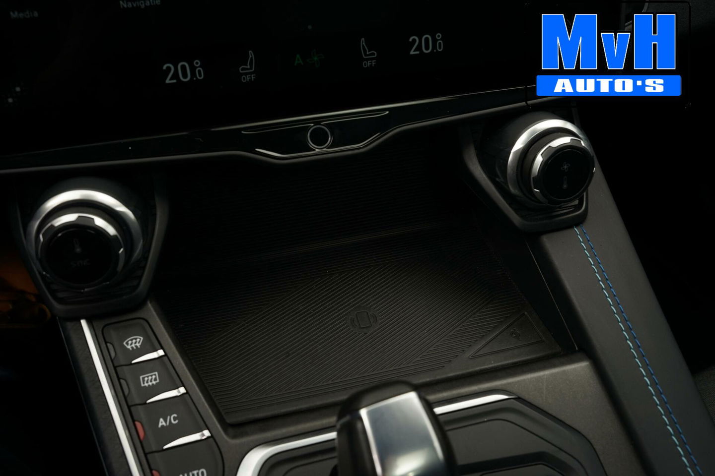 Lynk & Co 01 1.5 Plug-in Hybride|ZWARTE.HEMEL|LEER|360ºCAM|NAP