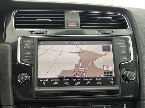 Volkswagen Golf 1.4 TSI GTE Aut. *PANO | FULL-LED | FULL-LEATHER | LANE-ASSIST | BLIND-SPOT | ADAPTIVE-CRUISE | CAMERA | DAB | NAVI-FULLMAP | ECC | PDC | SPORT/HEATED-SEATS | 18"ALU*