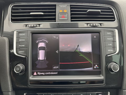 Volkswagen Golf 1.4 TSI GTE Aut. *PANO | FULL-LED | FULL-LEATHER | LANE-ASSIST | BLIND-SPOT | ADAPTIVE-CRUISE | CAMERA | DAB | NAVI-FULLMAP | ECC | PDC | SPORT/HEATED-SEATS | 18"ALU*