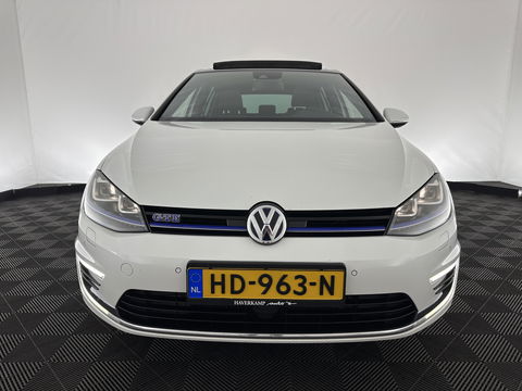 Volkswagen Golf 1.4 TSI GTE Aut. *PANO | FULL-LED | FULL-LEATHER | LANE-ASSIST | BLIND-SPOT | ADAPTIVE-CRUISE | CAMERA | DAB | NAVI-FULLMAP | ECC | PDC | SPORT/HEATED-SEATS | 18"ALU*