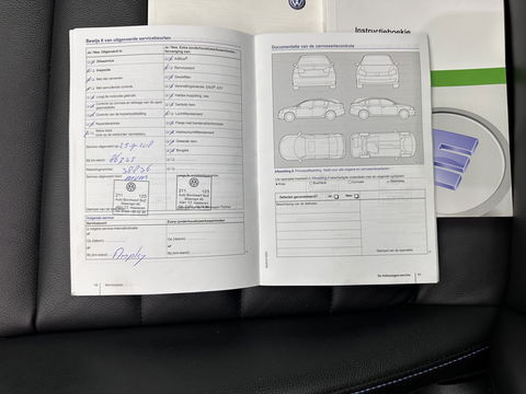 Volkswagen Golf 1.4 TSI GTE Aut. *PANO | FULL-LED | FULL-LEATHER | LANE-ASSIST | BLIND-SPOT | ADAPTIVE-CRUISE | CAMERA | DAB | NAVI-FULLMAP | ECC | PDC | SPORT/HEATED-SEATS | 18"ALU*