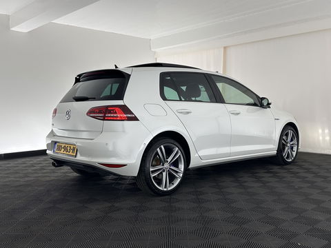 Volkswagen Golf 1.4 TSI GTE Aut. *PANO | FULL-LED | FULL-LEATHER | LANE-ASSIST | BLIND-SPOT | ADAPTIVE-CRUISE | CAMERA | DAB | NAVI-FULLMAP | ECC | PDC | SPORT/HEATED-SEATS | 18"ALU*