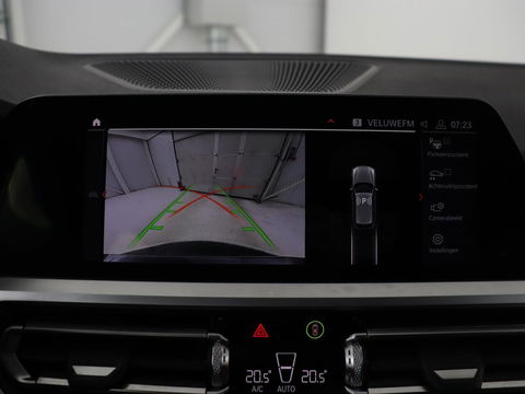 BMW 3-serie 330i High Executive | Panoramadak | Leder | Stoelverwarming | Adaptive cruise | Sport Line | Camera | Live Cockpit | Sportstoelen | Carplay | Navigatie | Full LED