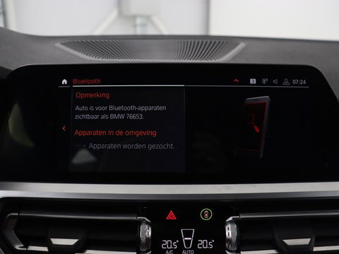 BMW 3-serie 330i High Executive | Panoramadak | Leder | Stoelverwarming | Adaptive cruise | Sport Line | Camera | Live Cockpit | Sportstoelen | Carplay | Navigatie | Full LED