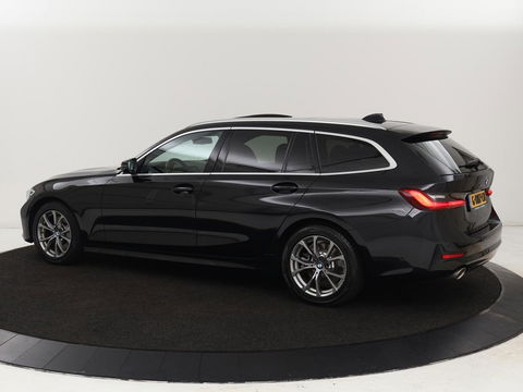 BMW 3-serie 330i High Executive | Panoramadak | Leder | Stoelverwarming | Adaptive cruise | Sport Line | Camera | Live Cockpit | Sportstoelen | Carplay | Navigatie | Full LED