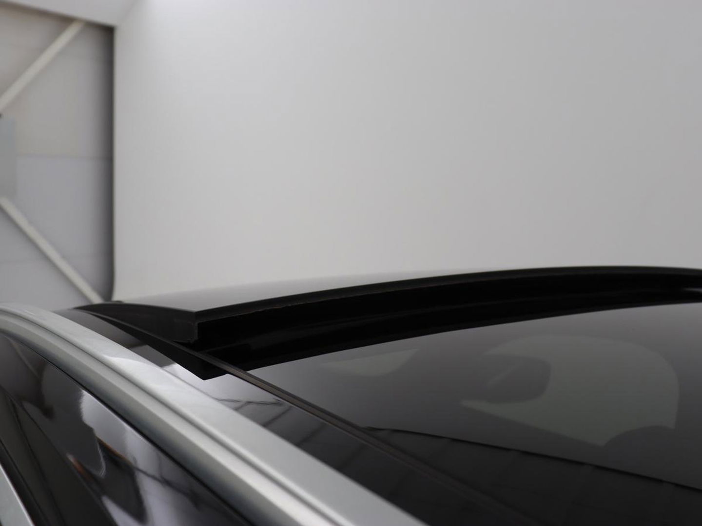 BMW 3-serie 330i High Executive | Panoramadak | Leder | Stoelverwarming | Adaptive cruise | Sport Line | Camera | Live Cockpit | Sportstoelen | Carplay | Navigatie | Full LED