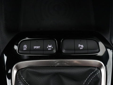 Opel Corsa 1.2 GS Line | Camera | Carplay | Navigatie | Climate control | Keyless | Sportstoelen | Full LED | Getint glas | Cruise control
