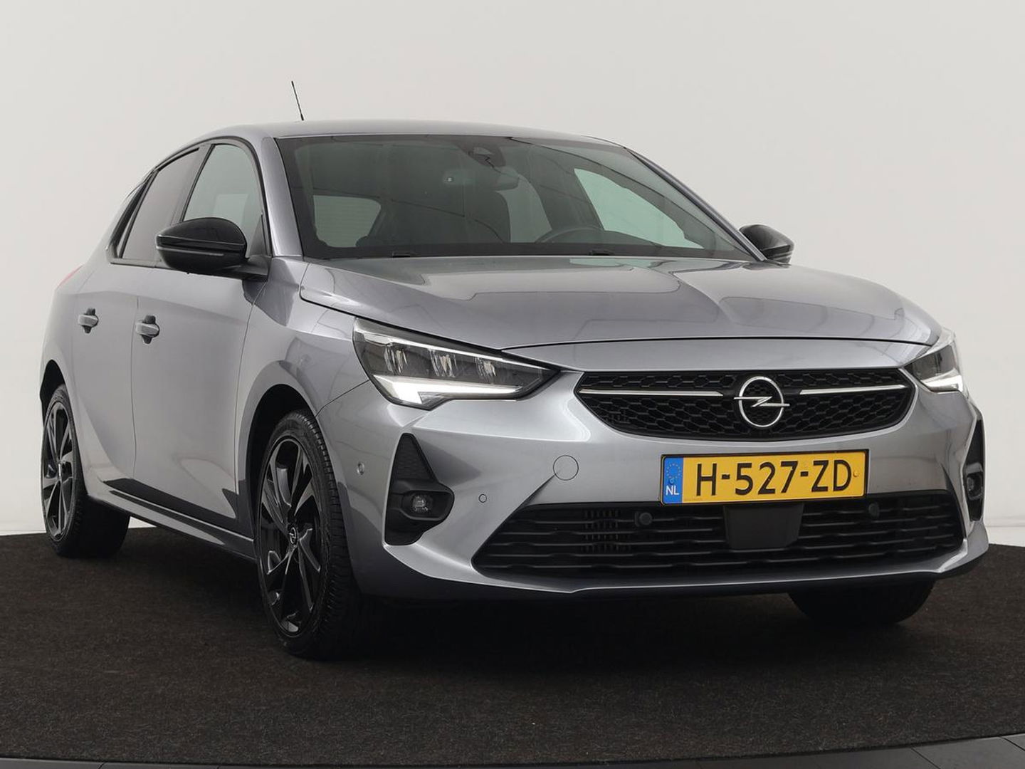 Opel Corsa 1.2 GS Line | Camera | Carplay | Navigatie | Climate control | Keyless | Sportstoelen | Full LED | Getint glas | Cruise control