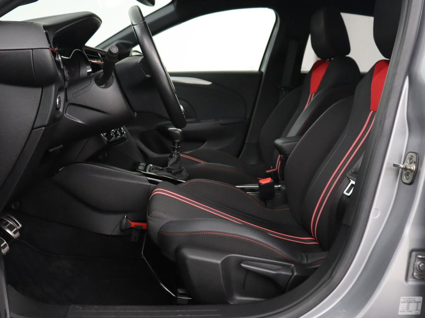 Opel Corsa 1.2 GS Line | Camera | Carplay | Navigatie | Climate control | Keyless | Sportstoelen | Full LED | Getint glas | Cruise control
