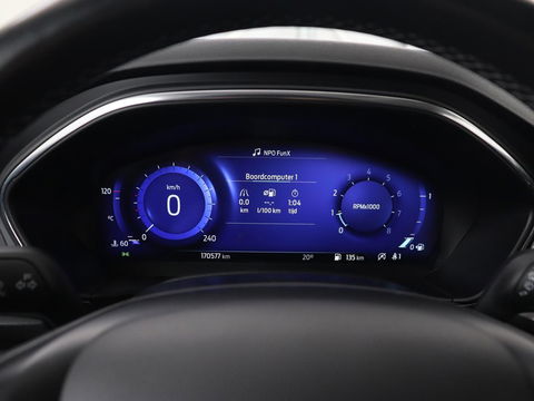 Ford Focus 1.0 EcoBoost Hybrid Titanium X | Stoel & stuurverwarming | Camera | Trekhaak | Carplay | Digital Cockpit | Full LED | Keyless