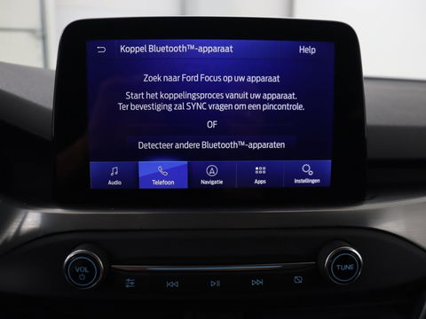 Ford Focus 1.0 EcoBoost Hybrid Titanium X | Stoel & stuurverwarming | Camera | Trekhaak | Carplay | Digital Cockpit | Full LED | Keyless
