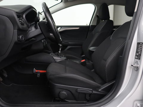 Ford Focus 1.0 EcoBoost Hybrid Titanium X | Stoel & stuurverwarming | Camera | Trekhaak | Carplay | Digital Cockpit | Full LED | Keyless