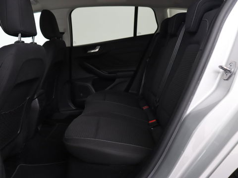 Ford Focus 1.0 EcoBoost Hybrid Titanium X | Stoel & stuurverwarming | Camera | Trekhaak | Carplay | Digital Cockpit | Full LED | Keyless