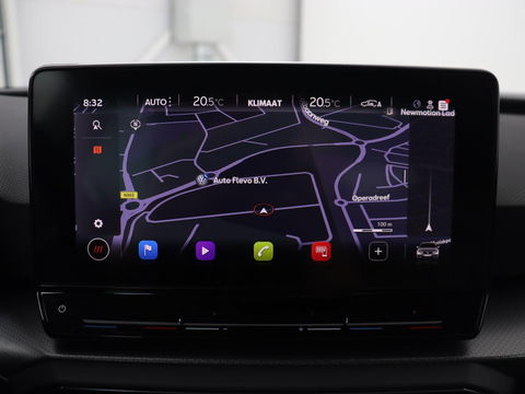 SEAT Leon 1.5 TSI Style Launch Edition | Trekhaak | Camera | Adaptive cruise | Carplay | Parkeerhulp | Navigatie | Full LED