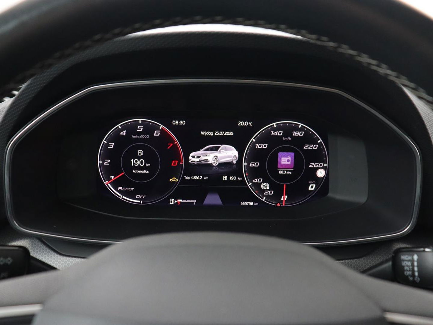 SEAT Leon 1.5 TSI Style Launch Edition | Trekhaak | Camera | Adaptive cruise | Carplay | Parkeerhulp | Navigatie | Full LED