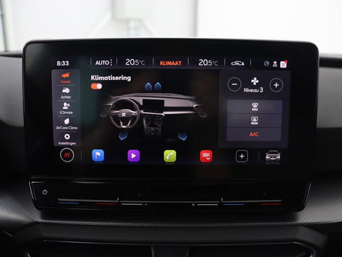 SEAT Leon 1.5 TSI Style Launch Edition | Trekhaak | Camera | Adaptive cruise | Carplay | Parkeerhulp | Navigatie | Full LED