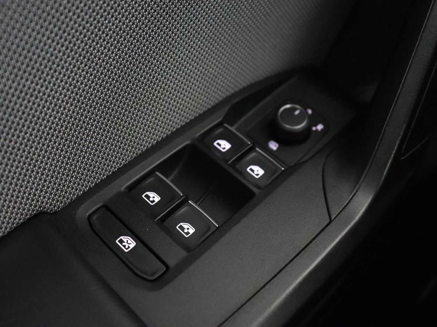 SEAT Leon 1.5 TSI Style Launch Edition | Trekhaak | Camera | Adaptive cruise | Carplay | Parkeerhulp | Navigatie | Full LED
