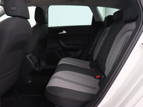 SEAT Leon 1.5 TSI Style Launch Edition | Trekhaak | Camera | Adaptive cruise | Carplay | Parkeerhulp | Navigatie | Full LED