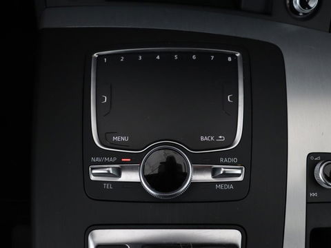 Audi Q5 50 TFSIe quattro S edition | B&O 3D Sound | Stoelverwarming | Carplay | Virtual Cockpit | Sportstoelen | Navigatie Plus | Full LED | Half leder | Parkeerhulp | Keyless | 20'' lichtmetalen velgen | S Line