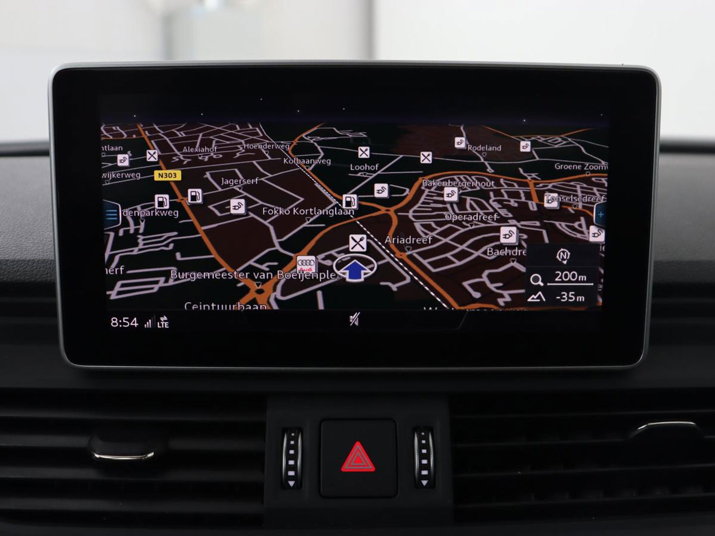 Audi Q5 50 TFSIe quattro S edition | B&O 3D Sound | Stoelverwarming | Carplay | Virtual Cockpit | Sportstoelen | Navigatie Plus | Full LED | Half leder | Parkeerhulp | Keyless | 20'' lichtmetalen velgen | S Line