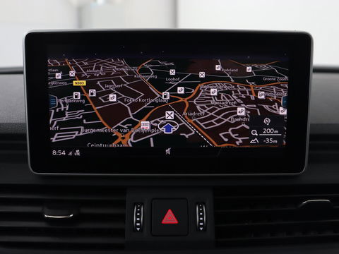 Audi Q5 50 TFSIe quattro S edition | B&O 3D Sound | Stoelverwarming | Carplay | Virtual Cockpit | Sportstoelen | Navigatie Plus | Full LED | Half leder | Parkeerhulp | Keyless | 20'' lichtmetalen velgen | S Line