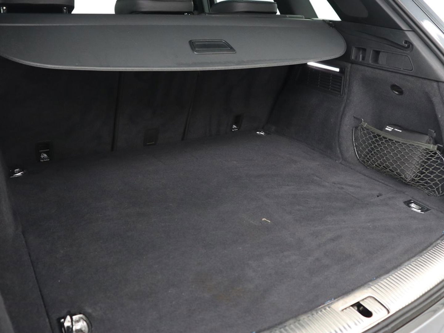 Audi Q5 50 TFSIe quattro S edition | B&O 3D Sound | Stoelverwarming | Carplay | Virtual Cockpit | Sportstoelen | Navigatie Plus | Full LED | Half leder | Parkeerhulp | Keyless | 20'' lichtmetalen velgen | S Line