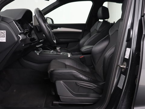 Audi Q5 50 TFSIe quattro S edition | B&O 3D Sound | Stoelverwarming | Carplay | Virtual Cockpit | Sportstoelen | Navigatie Plus | Full LED | Half leder | Parkeerhulp | Keyless | 20'' lichtmetalen velgen | S Line