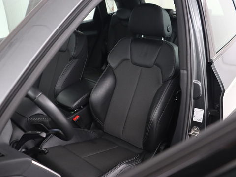 Audi Q5 50 TFSIe quattro S edition | B&O 3D Sound | Stoelverwarming | Carplay | Virtual Cockpit | Sportstoelen | Navigatie Plus | Full LED | Half leder | Parkeerhulp | Keyless | 20'' lichtmetalen velgen | S Line