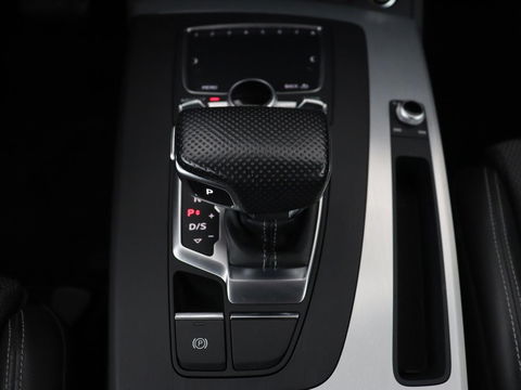 Audi Q5 50 TFSIe quattro S edition | B&O 3D Sound | Stoelverwarming | Carplay | Virtual Cockpit | Sportstoelen | Navigatie Plus | Full LED | Half leder | Parkeerhulp | Keyless | 20'' lichtmetalen velgen | S Line