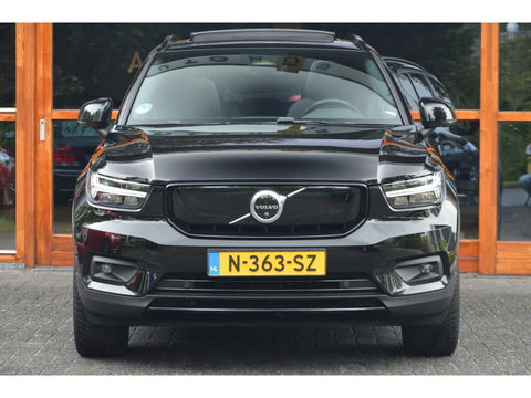 Volvo XC40 Recharge | Panoramadak | 360° Camera | Trekhaak 1500KG | Harman/Kardon | Stoelverwarming | Pilot Assist | Dealer OH |