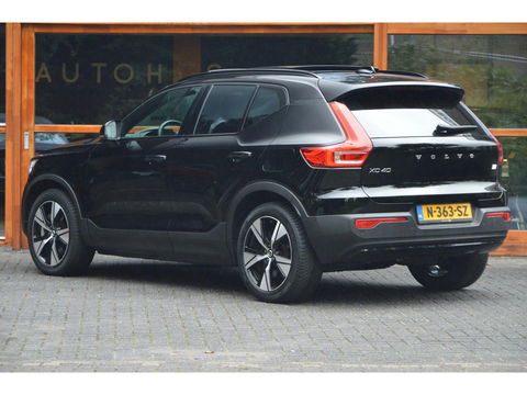 Volvo XC40 Recharge | Panoramadak | 360° Camera | Trekhaak 1500KG | Harman/Kardon | Stoelverwarming | Pilot Assist | Dealer OH |