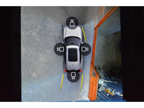 Volvo XC40 Recharge | Panoramadak | 360° Camera | Trekhaak 1500KG | Harman/Kardon | Stoelverwarming | Pilot Assist | Dealer OH |