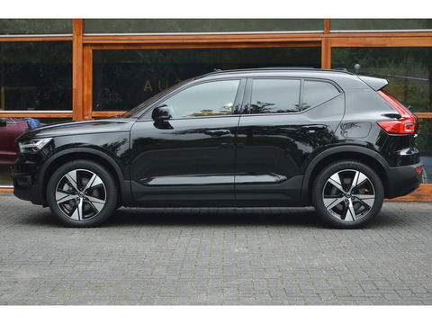 Volvo XC40 Recharge | Panoramadak | 360° Camera | Trekhaak 1500KG | Harman/Kardon | Stoelverwarming | Pilot Assist | Dealer OH |