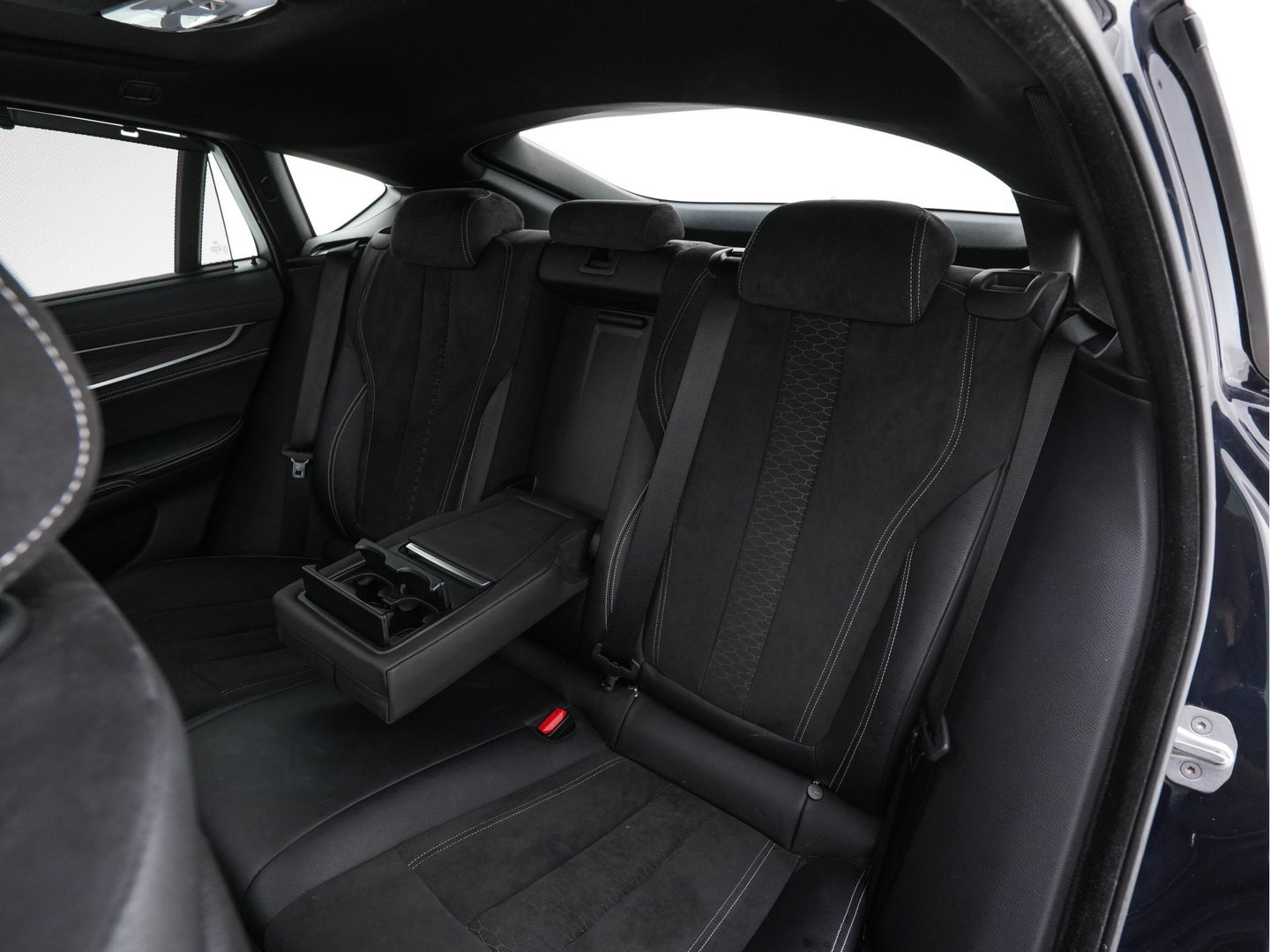 BMW X6 xDrive30d High Executive Aut. *PANO | HEAD-UP | LEATHER-ALCANTARA | FULL-LED | MEMORY-PACK | HIFI-SOUND | KEYLESS | DAB+ | BLIND-SPOT | CAMERA | COMFORT/HEATED-SEATS | TOWBAR | 20''ALU*