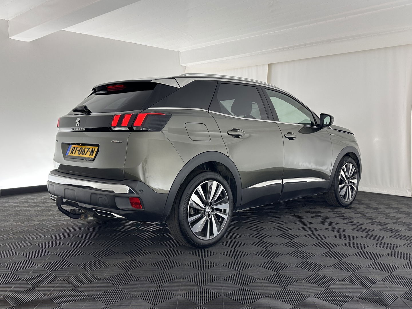 Peugeot 3008 1.2 PureTech GT Line *LEATHER-MICROFIBRE | FULL-LED | NAVI-FULLMAP | KEYLESS | CAMERA | SPORT-SEATS | 19''ALU | TOWBAR*