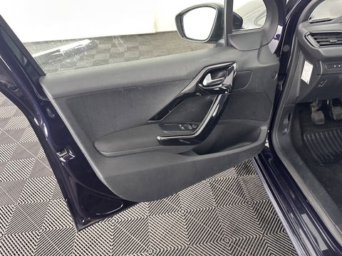 Peugeot 208 1.6 e-HDi Blue Lease *NAVI-FULLMAP | COMFORT-SEATS | AIRCO | CRUISE | TOWBAR*