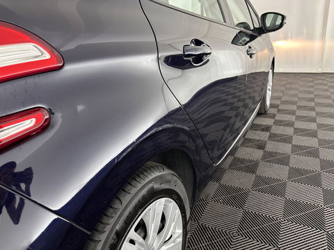 Peugeot 208 1.6 e-HDi Blue Lease *NAVI-FULLMAP | COMFORT-SEATS | AIRCO | CRUISE | TOWBAR*