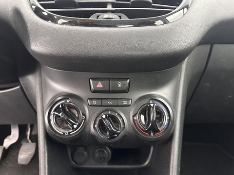 Peugeot 208 1.6 e-HDi Blue Lease *NAVI-FULLMAP | COMFORT-SEATS | AIRCO | CRUISE | TOWBAR*