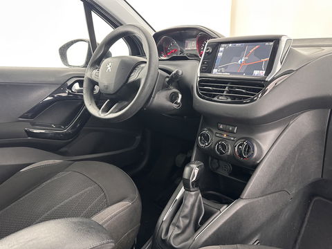 Peugeot 208 1.6 e-HDi Blue Lease *NAVI-FULLMAP | COMFORT-SEATS | AIRCO | CRUISE | TOWBAR*