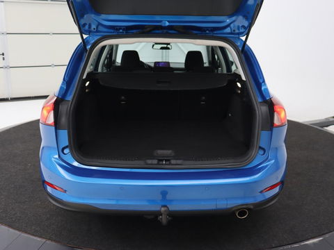 Ford Focus 1.0 EcoBoost Connected | Stoel & stuurverwarming | Camera | Adaptive cruise | Trekhaak | Carplay | Keyless | Navigatie | Climate control
