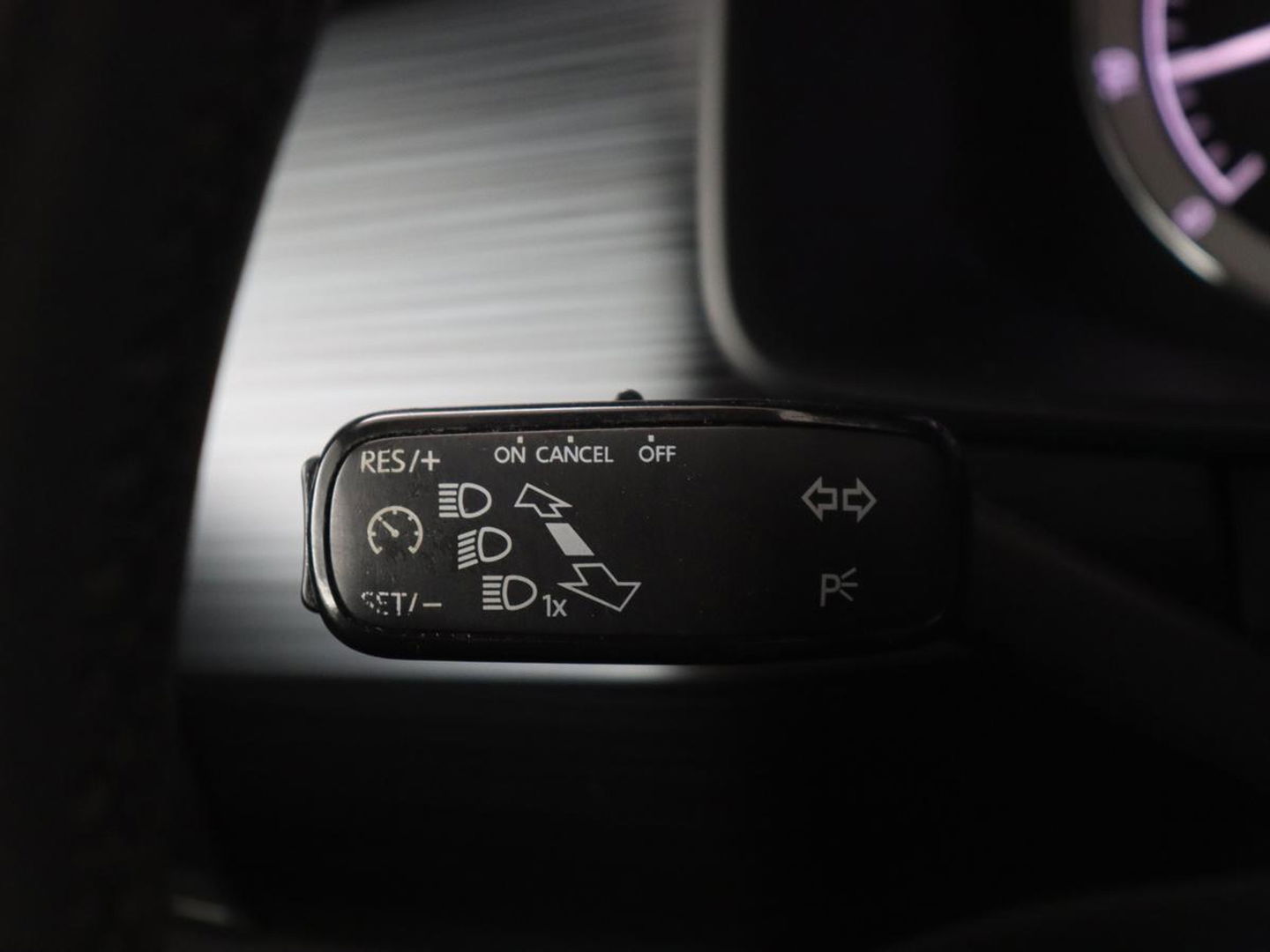 Škoda Kodiaq 1.5 TSI Business Edition 7-persoons | Leder | Trekhaak | Stoelverwarming | Carplay | Camera | Full LED | Navigatie | Canton Sound | Climate control
